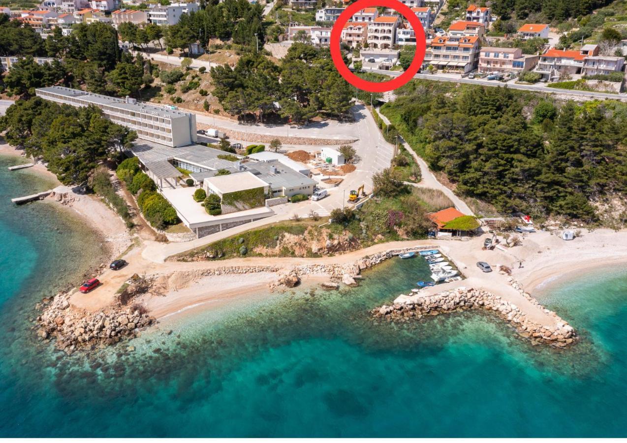 Beachfront Xxl - 2 Apartments Together - Lokva Rogoznica Esterno foto